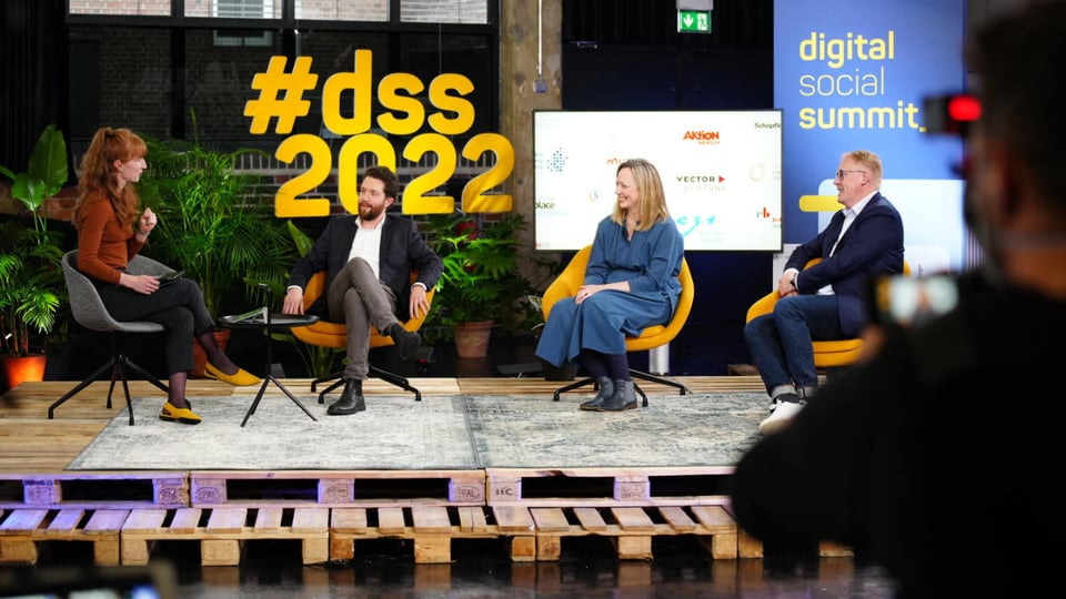 Paneldiskussion beim Digital Social Summit